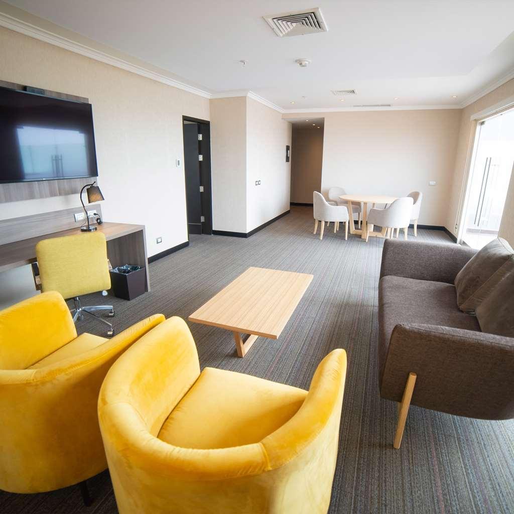 Hotel Doubletree By Hilton Trujillo Encalada Pokoj fotografie
