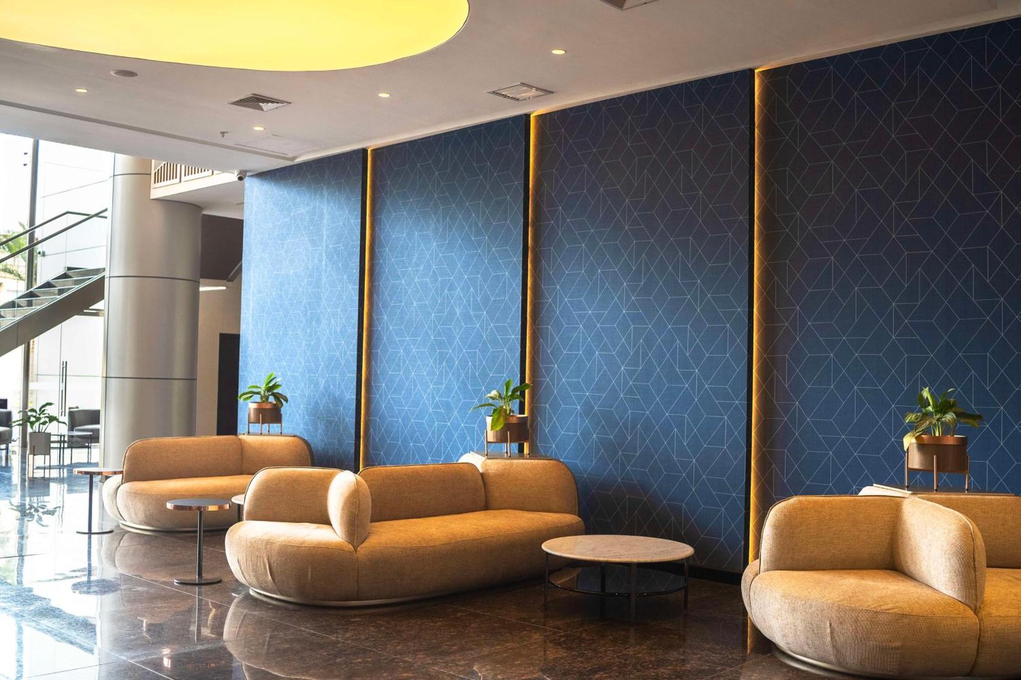 Hotel Doubletree By Hilton Trujillo Encalada Exteriér fotografie